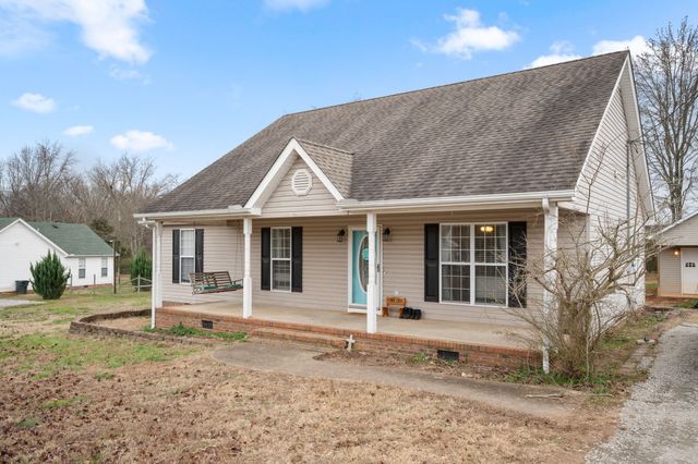 7 Merideth Lynn Rd, Fayetteville, TN 37334