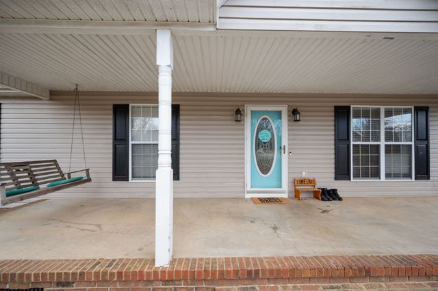 7 Merideth Lynn Rd, Fayetteville, TN 37334