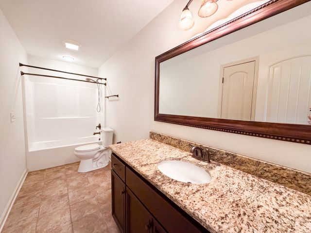 3512 Martins Woods Ln, La Vergne, TN 37086