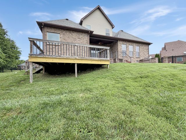 3512 Martins Woods Ln, La Vergne, TN 37086