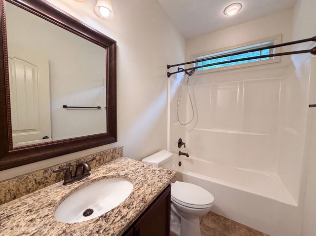 3512 Martins Woods Ln, La Vergne, TN 37086