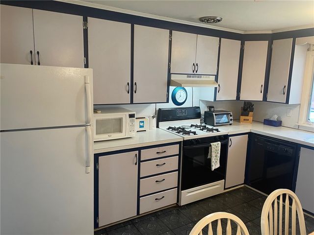 704 RUMSON Road, Greece, NY 14616