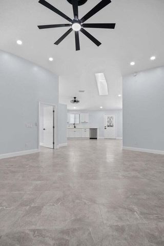 6300 SE Phillips Bend Avenue, Stuart, FL 34997