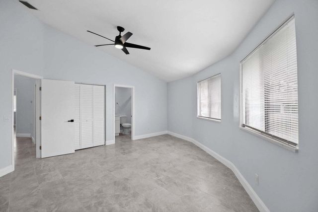 6300 SE Phillips Bend Avenue, Stuart, FL 34997