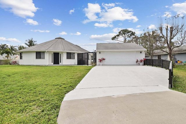 6300 SE Phillips Bend Avenue, Stuart, FL 34997