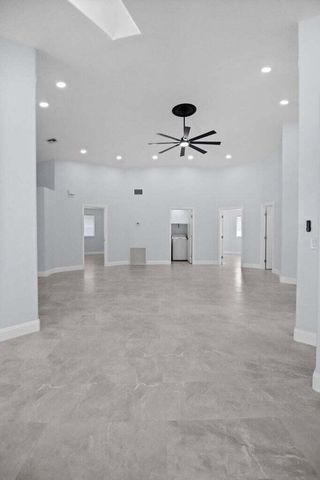 6300 SE Phillips Bend Avenue, Stuart, FL 34997