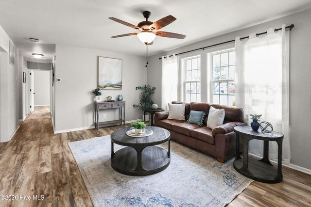 706 Seminole Trail, Jacksonville, NC 28540