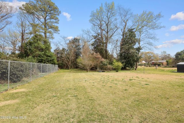 706 Seminole Trail, Jacksonville, NC 28540