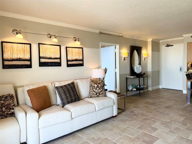 5220 Seawall Boulevard 438/439, Galveston, TX 77551