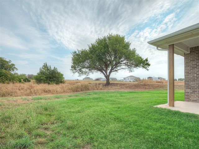 745 Cumberland Drive, Guthrie, OK 73044