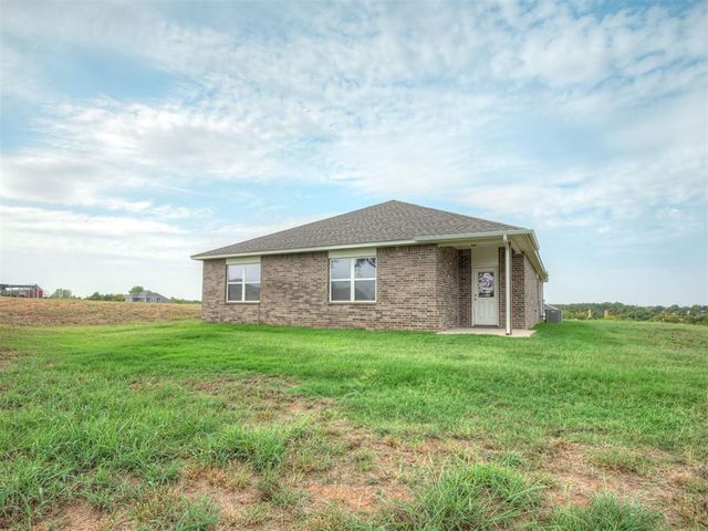 745 Cumberland Drive, Guthrie, OK 73044