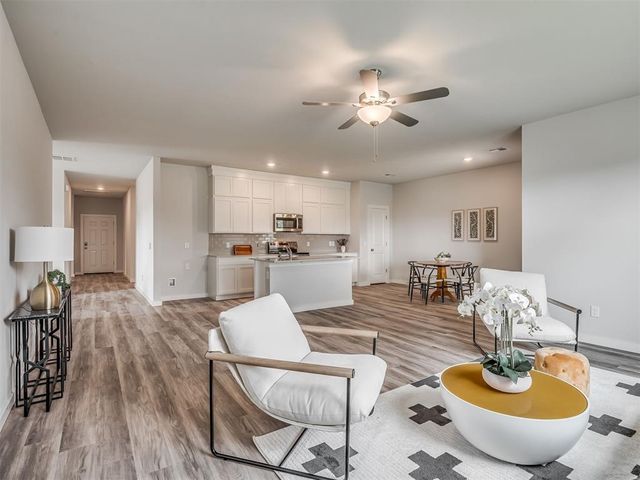 745 Cumberland Drive, Guthrie, OK 73044