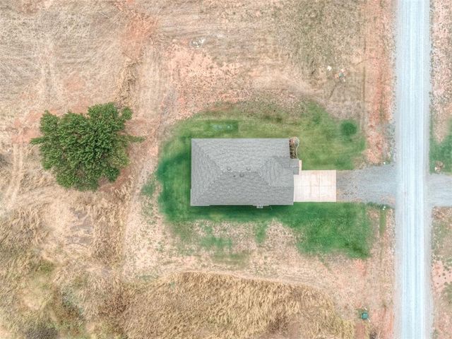 745 Cumberland Drive, Guthrie, OK 73044