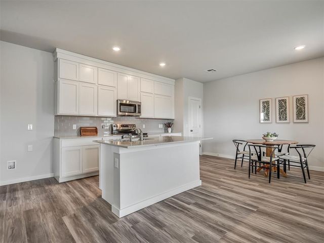 745 Cumberland Drive, Guthrie, OK 73044