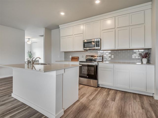 745 Cumberland Drive, Guthrie, OK 73044