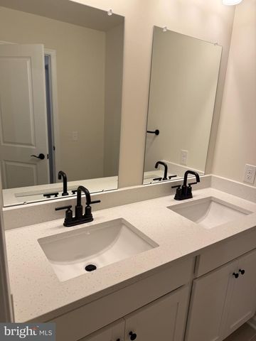 344 MILTON STAMP DR, Glen Mills, PA 19342