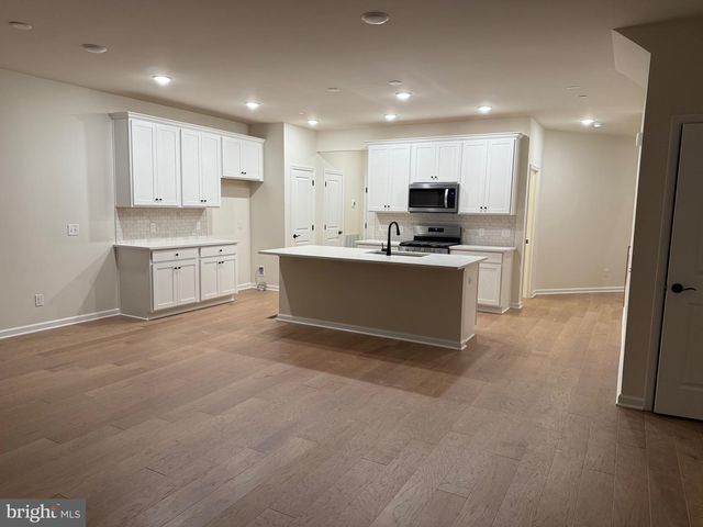 344 MILTON STAMP DR, Glen Mills, PA 19342