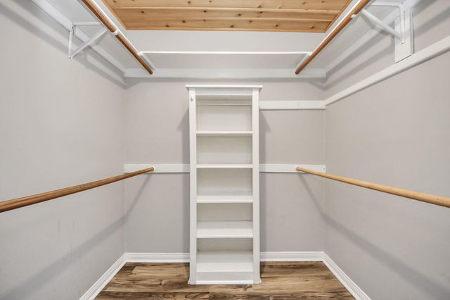 2804 Shady Creek Drive, Pearland, TX 77581