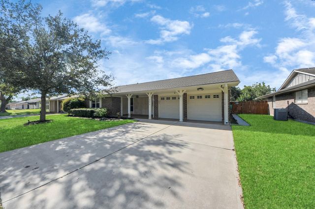 2804 Shady Creek Drive, Pearland, TX 77581