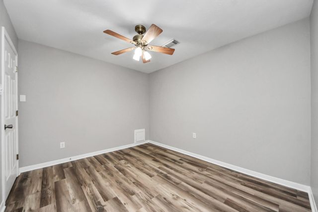 2804 Shady Creek Drive, Pearland, TX 77581