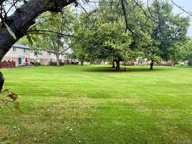 1920 Jan Court 29, Canton Charter Township, MI 48187