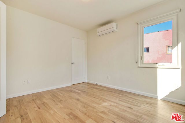 836 Hilldale Avenue, West Hollywood, CA 90069