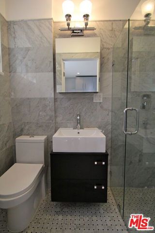 836 Hilldale Avenue, West Hollywood, CA 90069