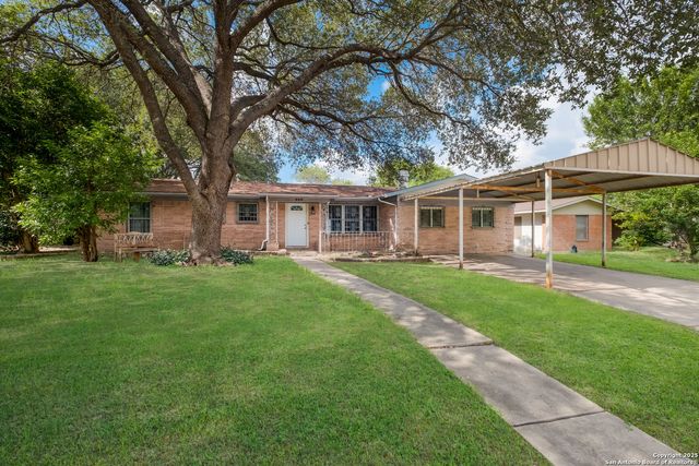 226 Covina, San Antonio, TX 78218