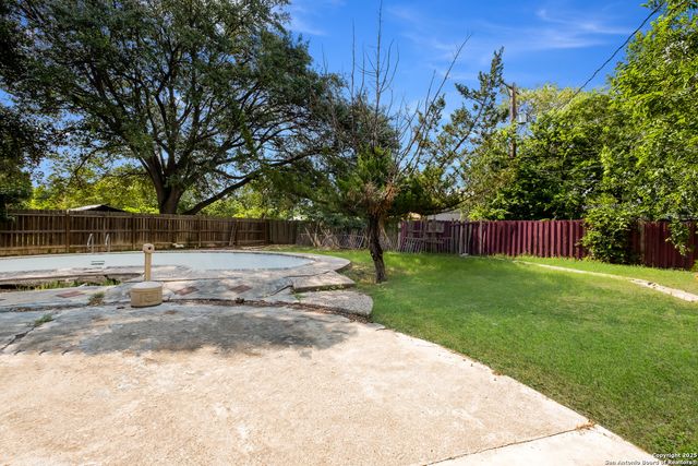 226 Covina, San Antonio, TX 78218
