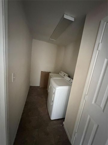 6830 Avenue I, Houston, TX 77011