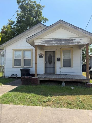 6830 Avenue I, Houston, TX 77011