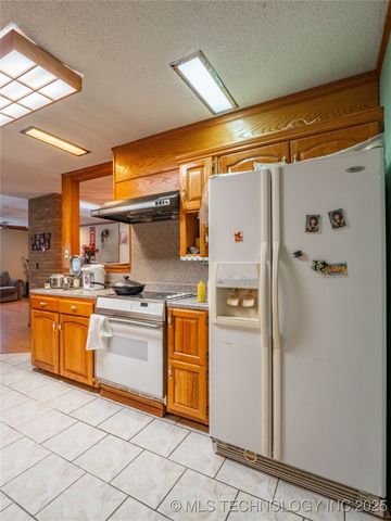 1800 Cardinal Lane, Mcalester, OK 74501