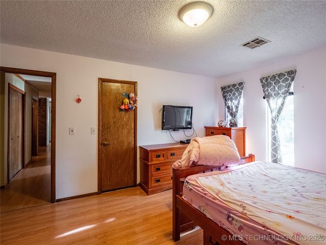 1800 Cardinal Lane, Mcalester, OK 74501