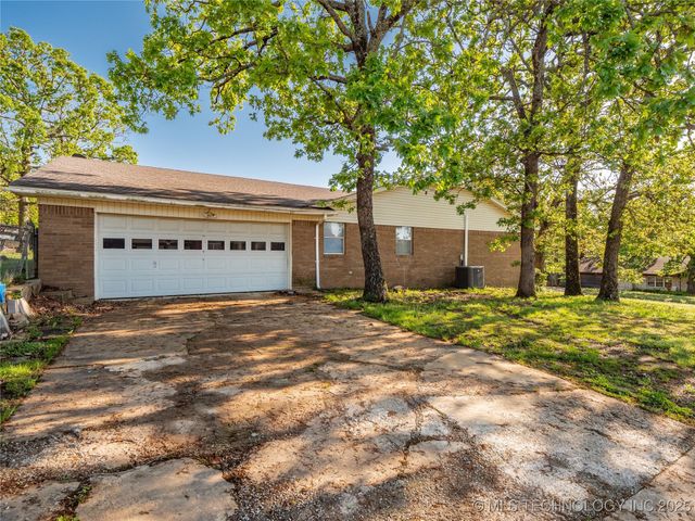 1800 Cardinal Lane, Mcalester, OK 74501
