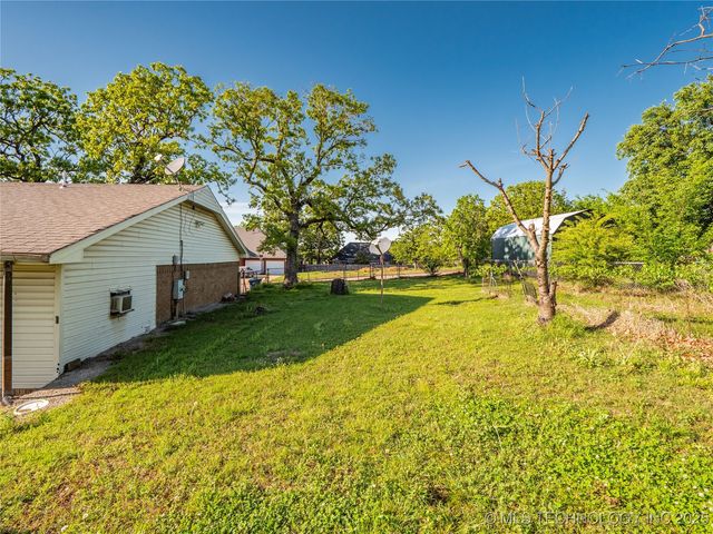 1800 Cardinal Lane, Mcalester, OK 74501
