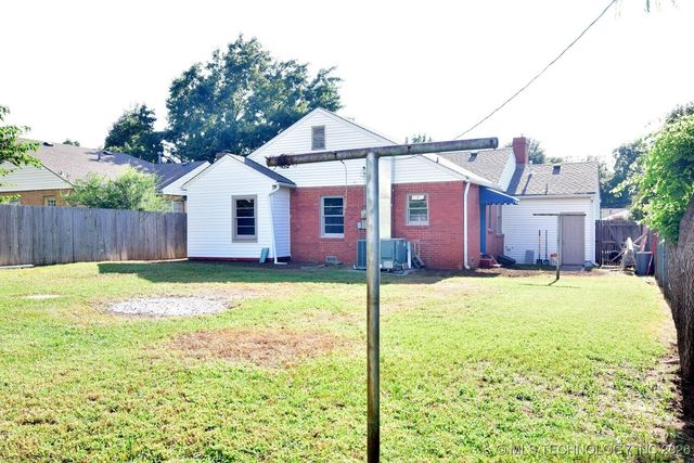 1231 S Winston Avenue, Tulsa, OK 74112