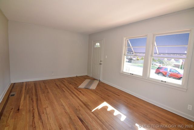 1231 S Winston Avenue, Tulsa, OK 74112