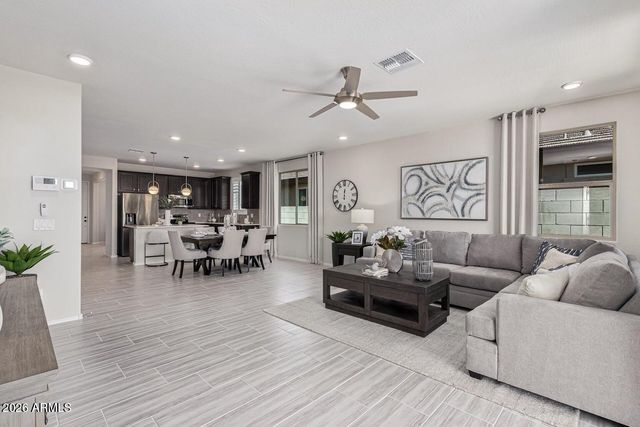 18181 W AVENIDA DEL SOL Drive, Surprise, AZ 85387
