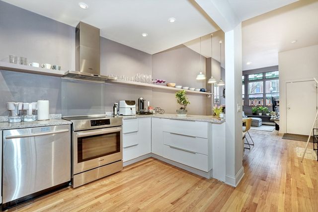 70 Clarendon St A, Boston, MA 02116