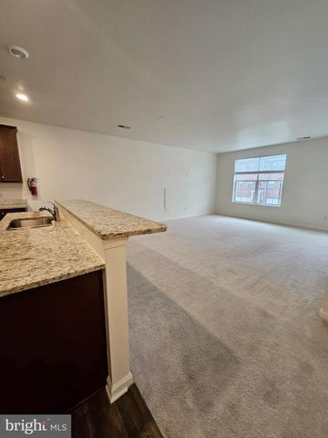 109 KRAMER CT, Florence, NJ 08518