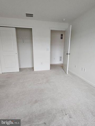 109 KRAMER CT, Florence, NJ 08518