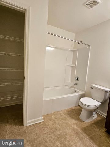 109 KRAMER CT, Florence, NJ 08518