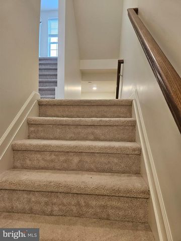 109 KRAMER CT, Florence, NJ 08518