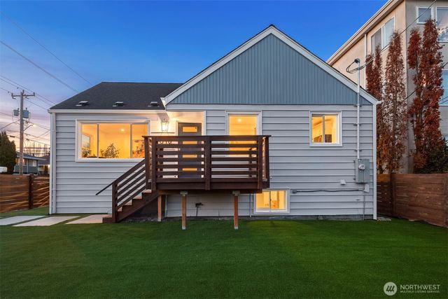 1016 NW 85th Street, Seattle, WA 98117