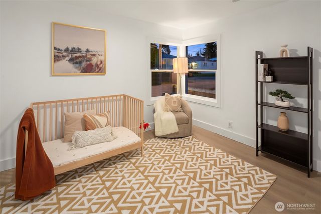 1016 NW 85th Street, Seattle, WA 98117