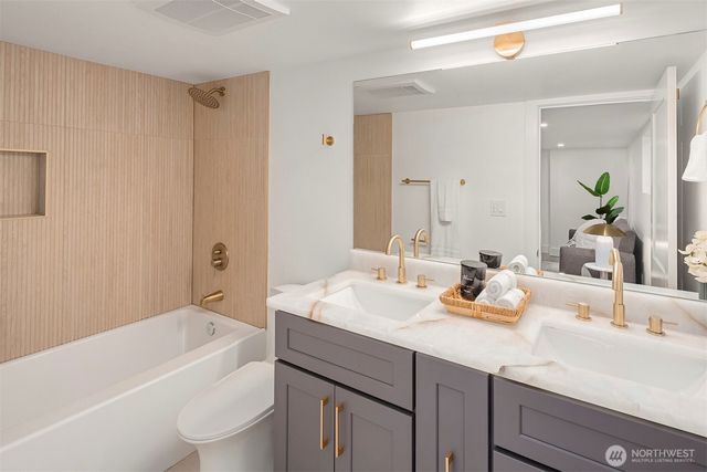 1016 NW 85th Street, Seattle, WA 98117