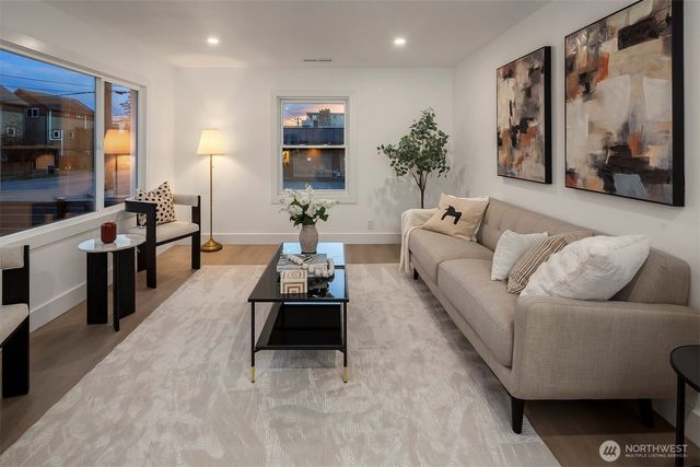 1016 NW 85th Street, Seattle, WA 98117