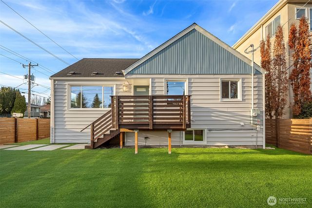 1016 NW 85th Street, Seattle, WA 98117