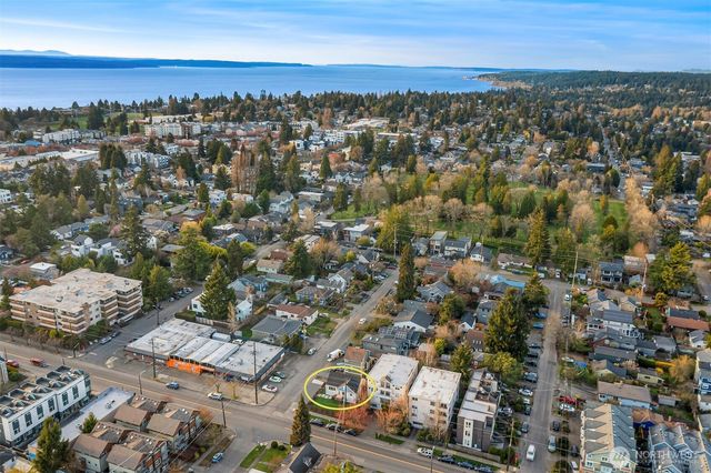 1016 NW 85th Street, Seattle, WA 98117