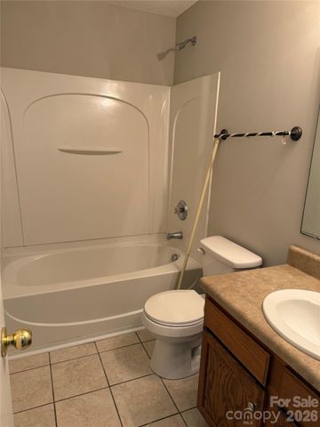 5009 OAK PASTURE Lane, Charlotte, NC 28269